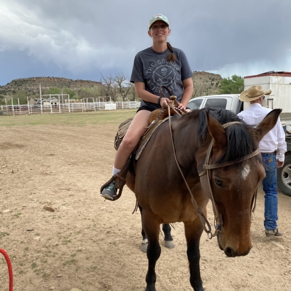 LIVE SHOWS AV VUORI LULU ADIDAS NIKE ...PLEASE LIKE TO KNOW WHEN I GO LIVE - Picture 10 of 11